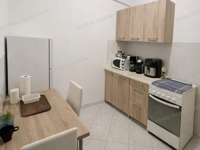 Kiadó lakás Budapest IX. kerület, József Attila lakótelep 55 nm