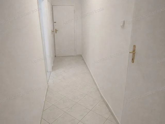 Kiadó lakás Budapest IX. kerület, József Attila lakótelep 55 nm