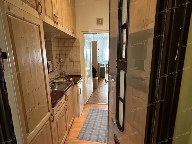 Eladó lakás Budapest VIII. kerület, Józsefváros 32 nm