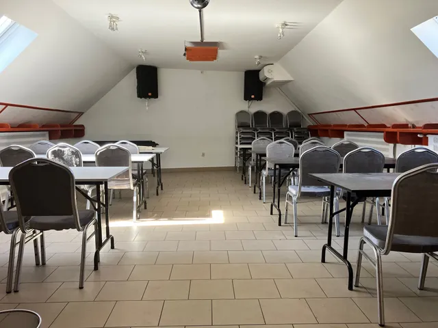 Kiadó kereskedelmi és ipari ingatlan Budapest XVIII. kerület, Liptáktelep 65 nm
