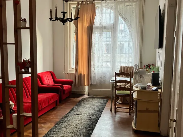 Eladó lakás Budapest VI. kerület, Nagykörúton kívüli terület, Csengery 53 nm