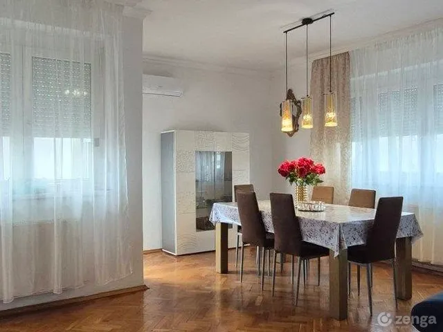 Eladó ház Dombóvár, Újdombóvár 220 nm