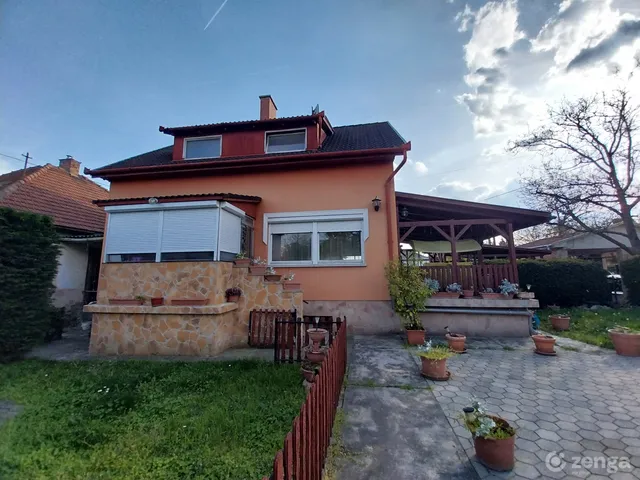 Eladó ház Budapest XVII. kerület, Felső-Rákoshegy 160 nm