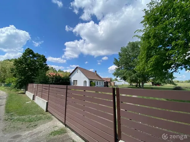 Eladó mezőgazdasági ingatlan Ráckeve, Újhegy 120 nm