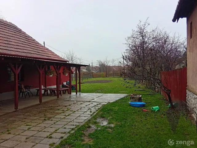 Eladó kereskedelmi és ipari ingatlan Mezőkövesd 921 nm