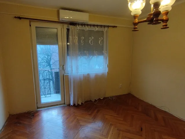 Eladó lakás Szigetvár, Móra Ferenc-lakótelep, 2 52 nm