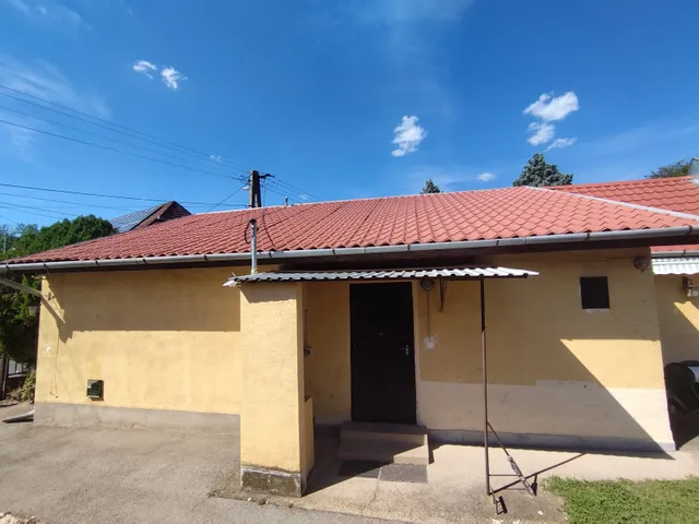 Eladó ház Pécs, Patacs 80 nm