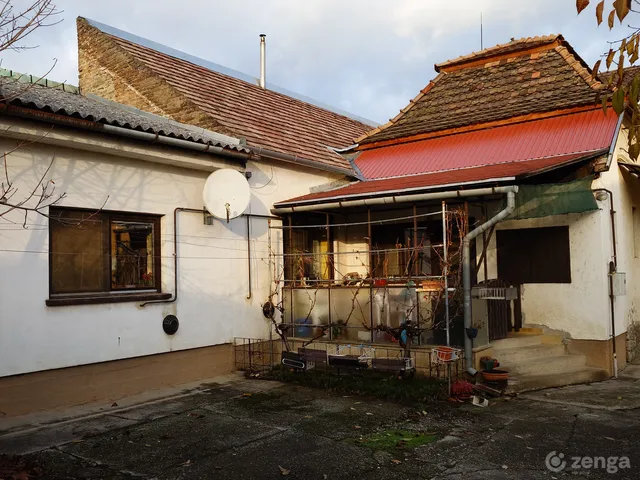 Eladó ház Dombóvár, Újdombóvár, I.utca 3 165 nm