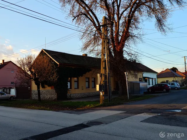 Eladó ház Dombóvár, Újdombóvár 165 nm