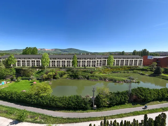 Eladó új építésű lakópark Vác, Németh László utca 30 nm