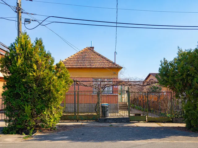 Eladó ház Budapest XVI. kerület 70 nm