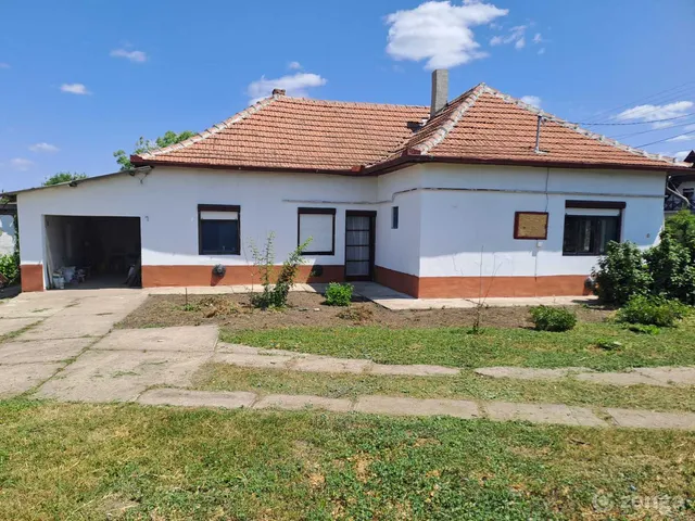 Eladó ház Mezőhegyes 80 nm