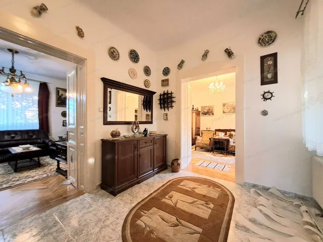 Eladó ház Balkány 170 nm