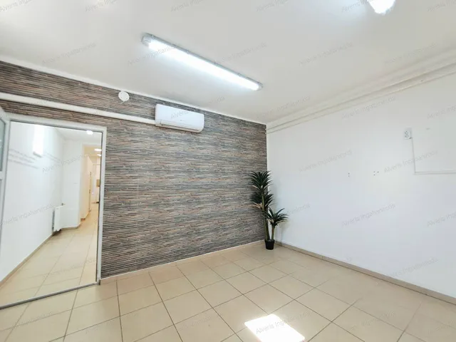 Kiadó kereskedelmi és ipari ingatlan Nyíregyháza 200 nm