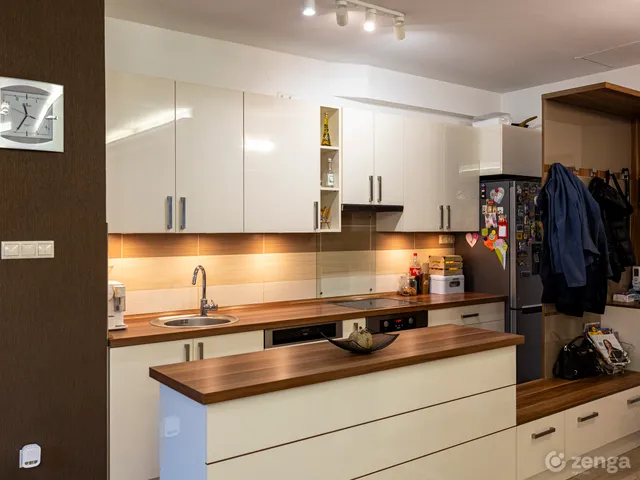 Eladó lakás Kecskemét, Bethlenváros, Őz utca 84 nm