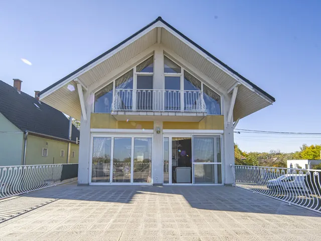 Eladó ház Dunaharaszti 240 nm