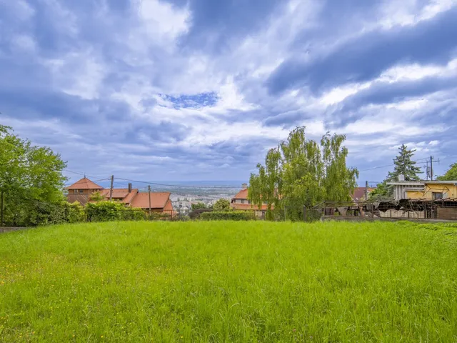 Eladó telek Budapest III. kerület, Óbuda, Haránt köz 1368 nm