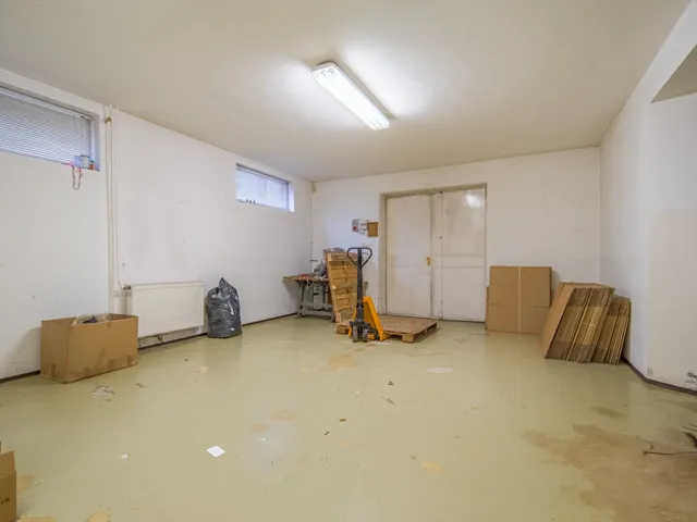 Eladó ház Csömör, Viola utca 341 nm