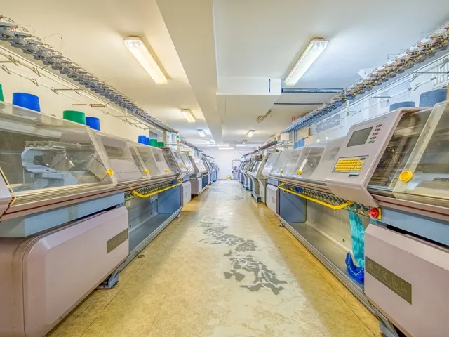 Eladó ház Csömör, Viola utca 341 nm