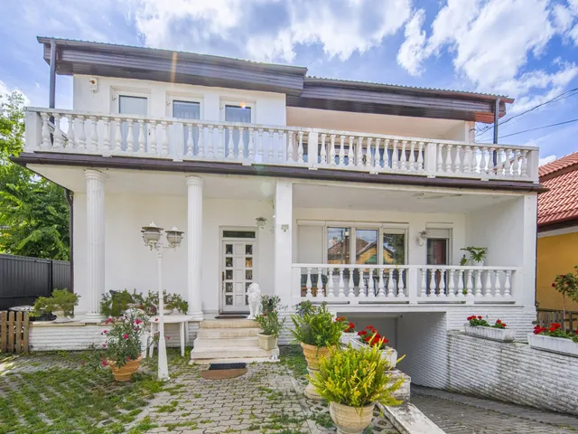 Eladó ház Budapest XX. kerület, Pacsirtatelep 320 nm