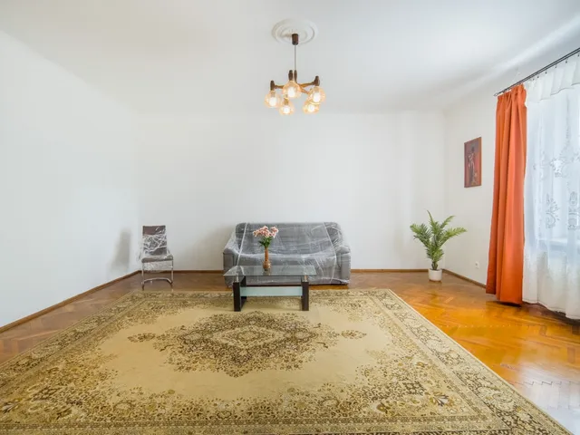 Kiadó lakás Budapest IX. kerület, Üllői út 98 nm