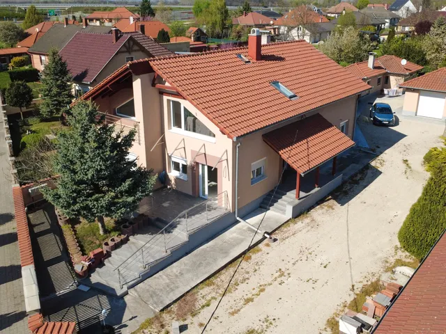 Eladó ház Kóny 320 nm