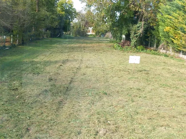 Eladó telek Nagybajcs 2189 nm