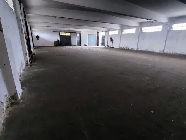 Kiadó kereskedelmi és ipari ingatlan Győr 260 nm