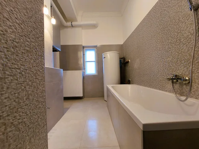 Eladó lakás Győr 103 nm