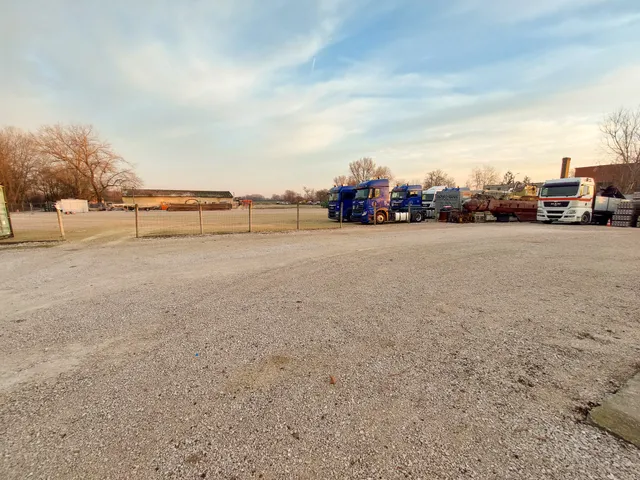 Eladó telek Vámosszabadi 13026 nm