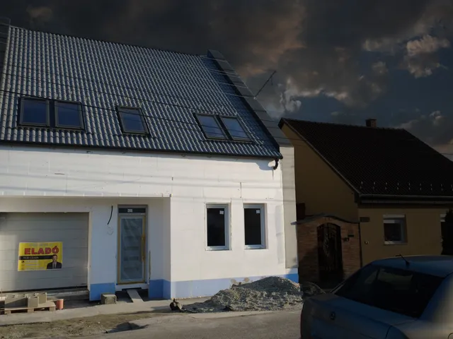 Eladó ház Győr, Szent Erzsébet-telep, Haladás utca 174 nm