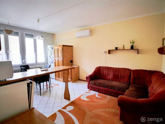 Eladó lakás Szekszárd, Bakta 55 nm