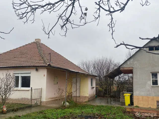 Eladó ház Tiszakeszi, Deák Ferenc utca 42 85 nm