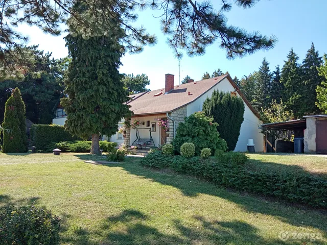 Eladó ház Csopak 80 nm