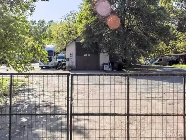 Eladó kereskedelmi és ipari ingatlan Debrecen, Bellegelőkert 120 nm