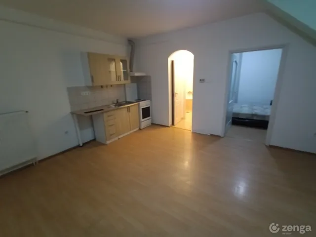 Kiadó lakás Cegléd 80 nm