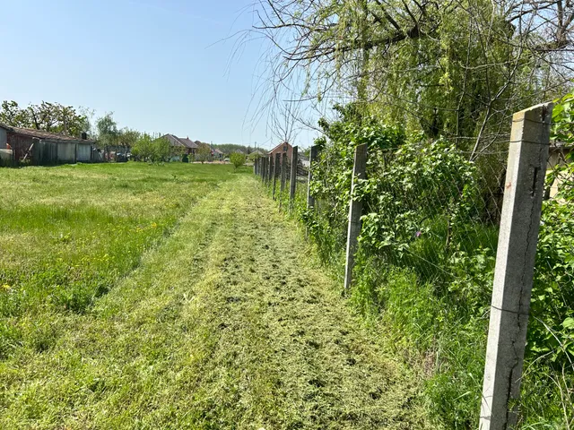 Eladó telek Inárcs 2400 nm