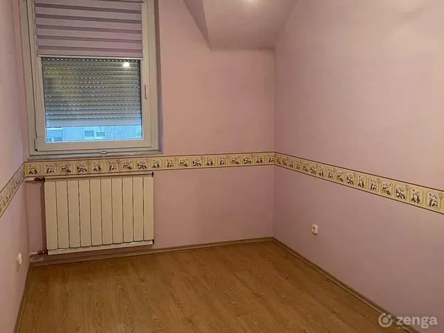 Eladó lakás Szolnok 82 nm