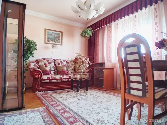 Eladó lakás Nyíregyháza, Malomkert 76 nm