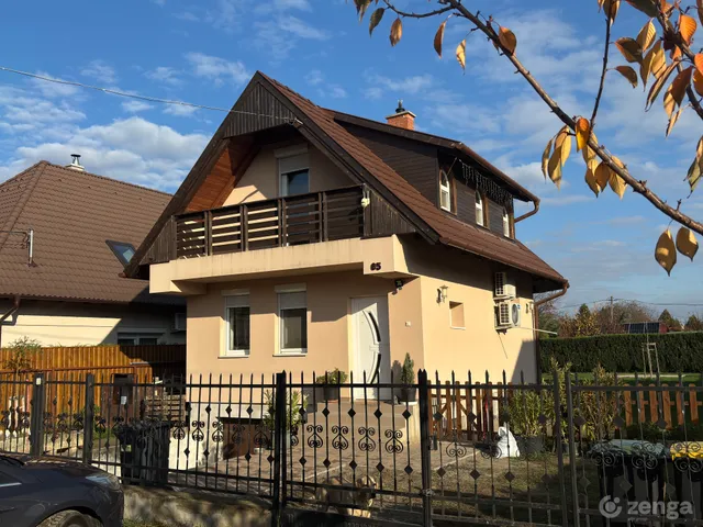 Eladó ház Szolnok, Alcsisziget 70 nm