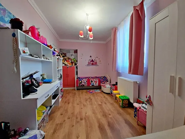 Eladó ház Békéscsaba 166 nm