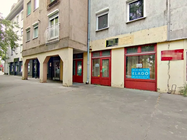 Eladó kereskedelmi és ipari ingatlan Békéscsaba 47 nm