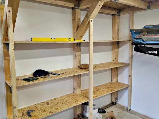 Eladó garázs Békéscsaba 21 nm