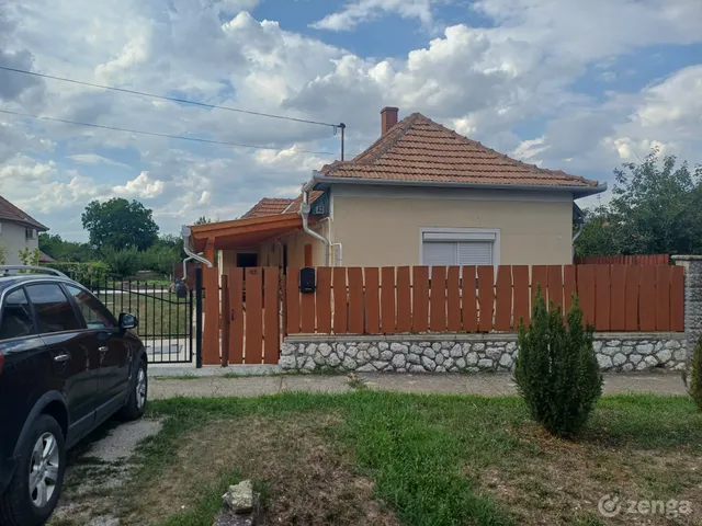 Eladó ház Mezőkövesd 75 nm