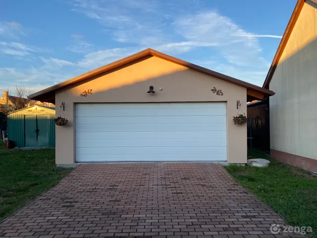 Eladó ház Szomód, Akácfa utca 9. 120 nm