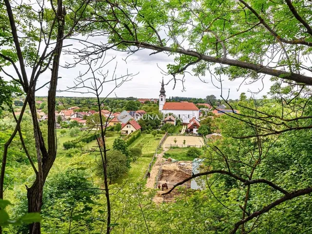 Eladó mezőgazdasági ingatlan Páty 111 nm