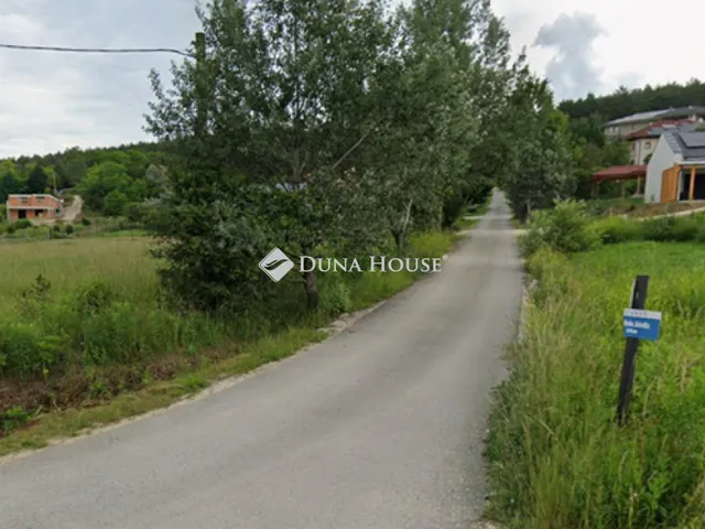 Eladó telek Tinnye 1803 nm