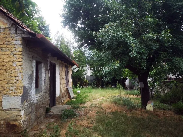 Eladó ház Budakeszi 23 nm