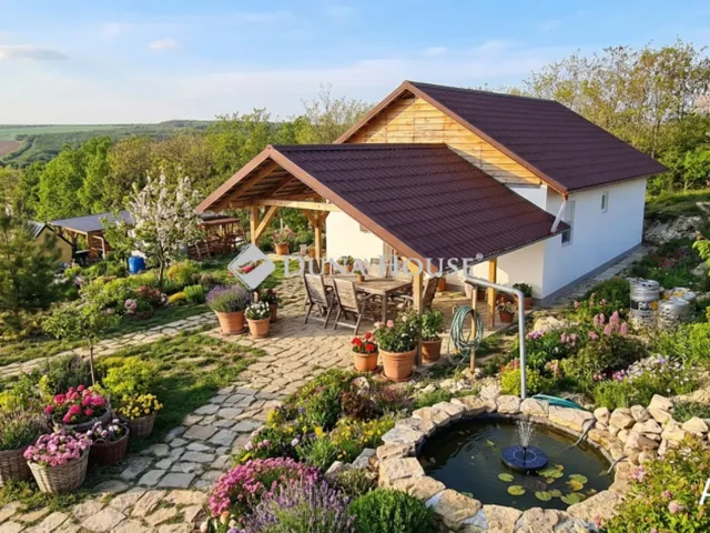 Eladó ház Mány 60 nm