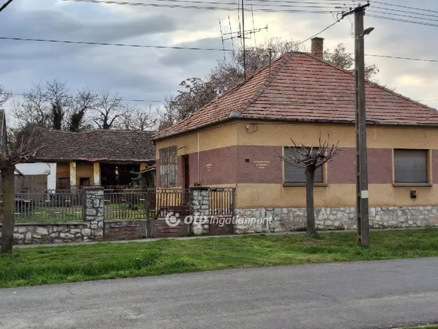 Eladó ház Lippó 95 nm